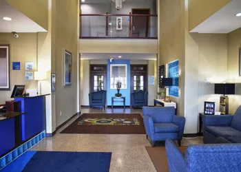 Holiday Inn Express Hotel and Suites St. Charles by IHG hotel thumbnail 2
