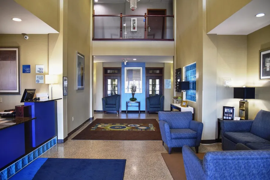 Holiday Inn Express Hotel and Suites St. Charles by IHG hotel detail image 2