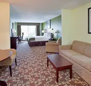 Holiday Inn Express Hotel and Suites St. Charles by IHG hotel detail image 4