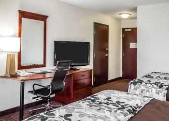 Sleep Inn & Suites Oklahoma City North hotel thumbnail 5