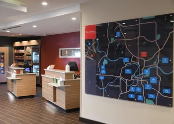 TownePlace Suites by Marriott Kansas City at Briarcliff hotel thumbnail 2