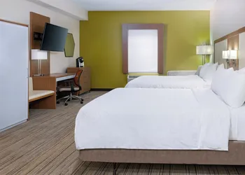 Holiday Inn Express & Suites Naples North - Bonita Springs by IHG hotel thumbnail 7