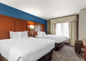 Comfort Suites Atlanta Airport hotel thumbnail 8