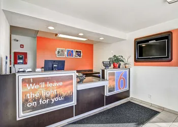 Motel 6 Green Bay, WI hotel thumbnail 2