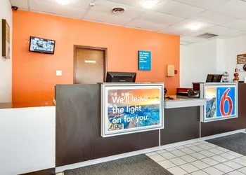 Motel 6 Longview, TX - North hotel thumbnail 5
