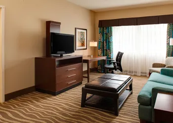 Holiday Inn & Suites Overland Park West by IHG hotel thumbnail 4