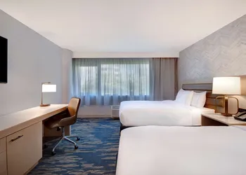 DoubleTree by Hilton LAX - El Segundo hotel thumbnail 7