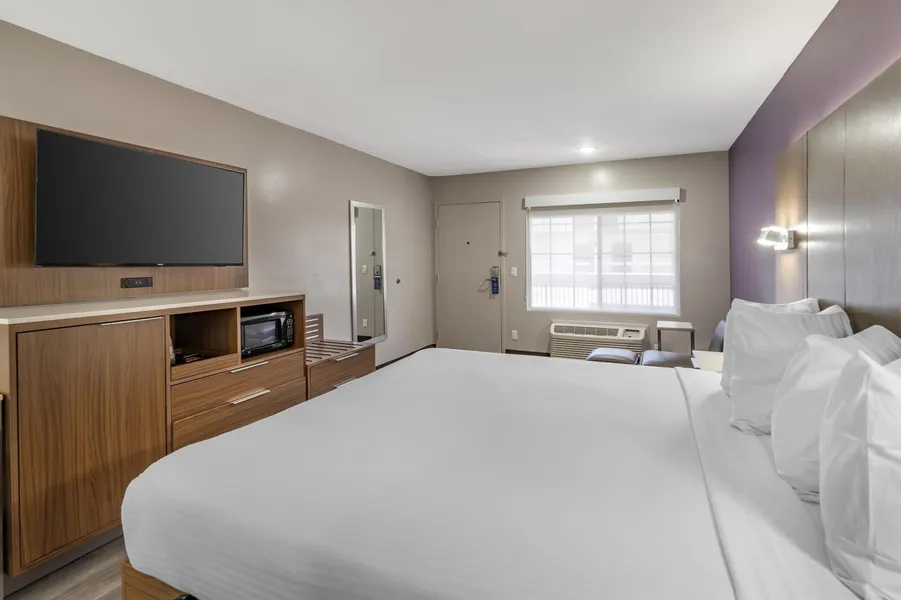 Best Western Airport Plaza Hotel – LAX Airport LA Stadium hotel detail image 6