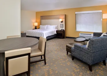 Holiday Inn Hotel & Suites Overland Park - Convention Center by IHG hotel thumbnail 6