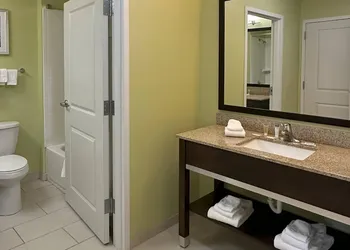 Sleep Inn & Suites Altoona North hotel thumbnail 6