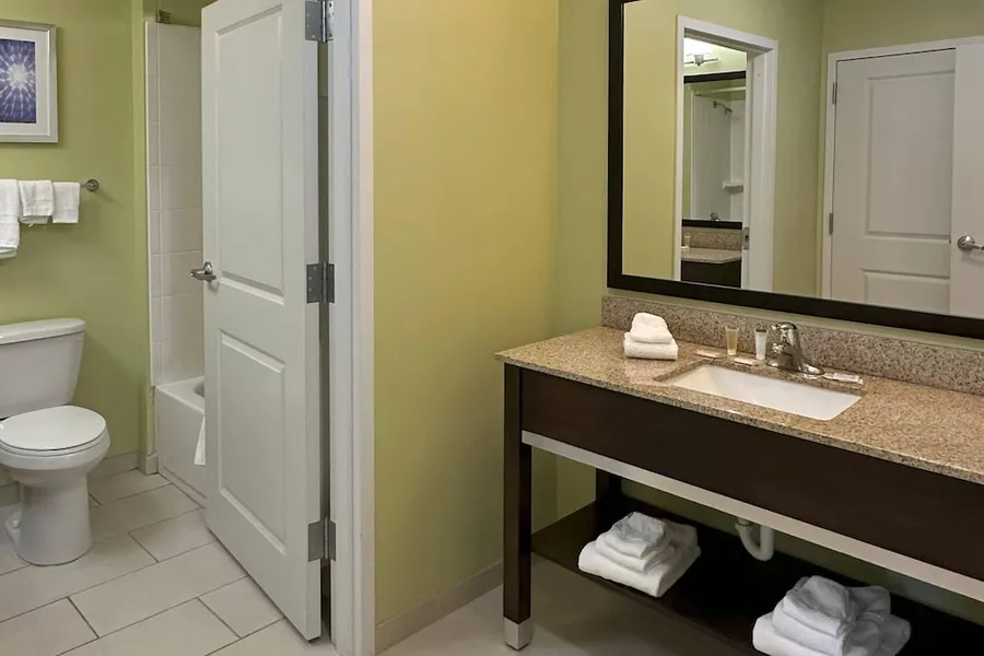Sleep Inn & Suites Altoona North hotel detail image 6