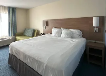 Sleep Inn & Suites Altoona North hotel thumbnail 7
