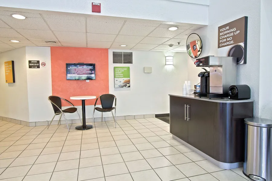 Motel 6 East Brunswick, NJ hotel detail image 2