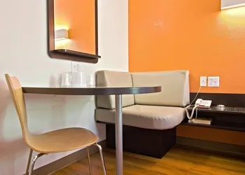 Motel 6 East Brunswick, NJ hotel thumbnail 6