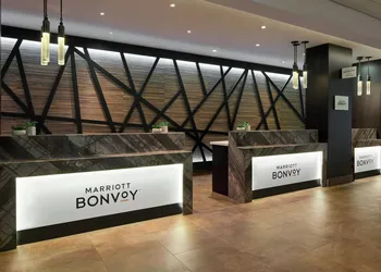 Toronto Airport Marriott Hotel hotel thumbnail 2