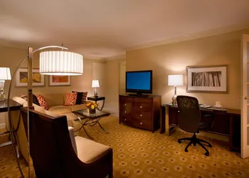 Toronto Airport Marriott Hotel hotel thumbnail 4