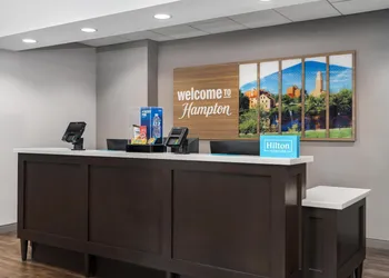 Hampton Inn Pawtucket hotel thumbnail 4