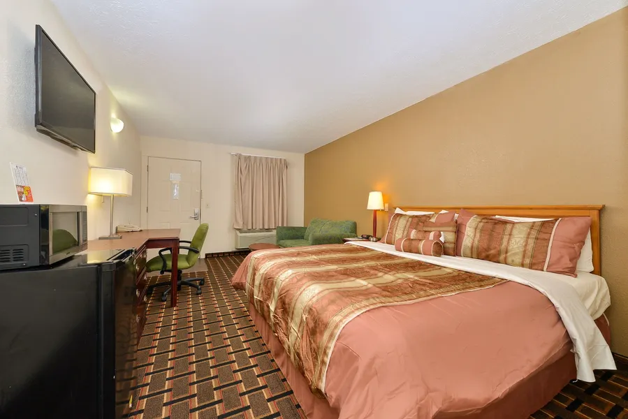 Americas Best Value Inn Nashville Downtown hotel detail image 6