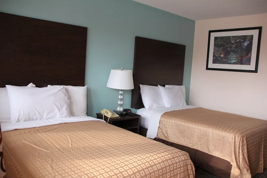 Sterling Inn Niagara Falls near IAG Airport hotel detail image 6