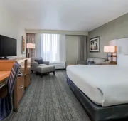 DoubleTree by Hilton Atlanta Airport hotel detail image 3