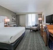 DoubleTree by Hilton Atlanta Airport hotel detail image 7