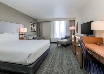 DoubleTree by Hilton Atlanta Airport hotel thumbnail 7