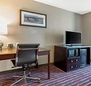 Comfort Suites Fairview Heights - St. Louis hotel detail image 5