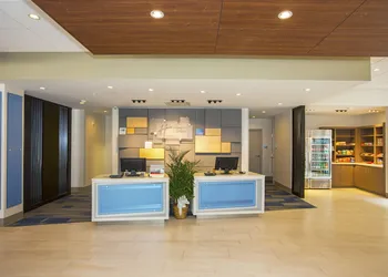 Holiday Inn Express & Suites Pittsburgh North Shore by IHG hotel thumbnail 2