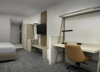 Holiday Inn Express & Suites Pittsburgh North Shore by IHG hotel thumbnail 8
