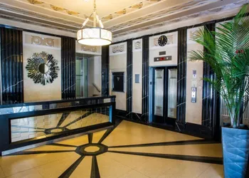 Hotel Deco hotel thumbnail 2