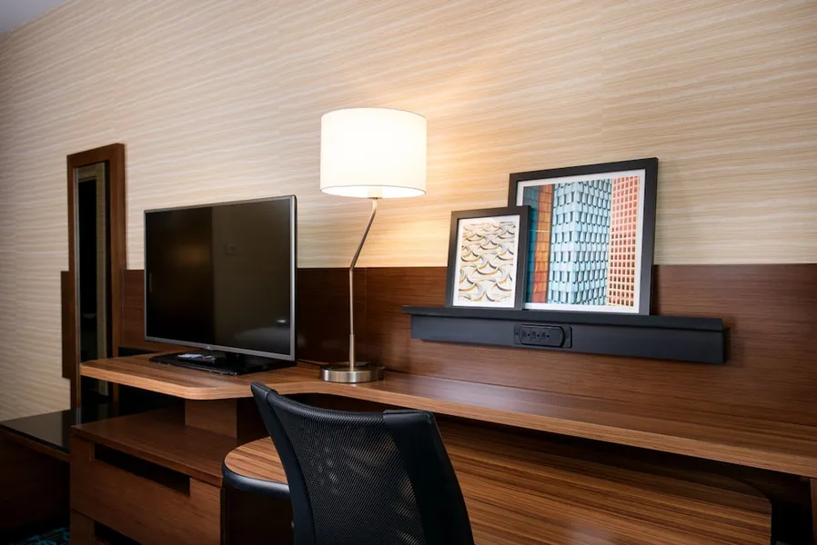 Fairfield Inn & Suites Rochester Mayo Clinic Area/St. Marys hotel detail image 6