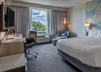 Courtyard by Marriott Dulles Airport Herndon hotel thumbnail 8
