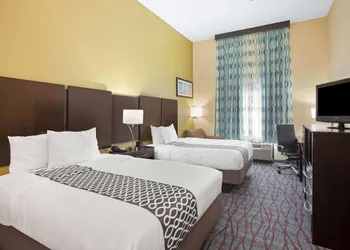La Quinta Inn & Suites By Wyndham Houston Pasadena North hotel thumbnail 3