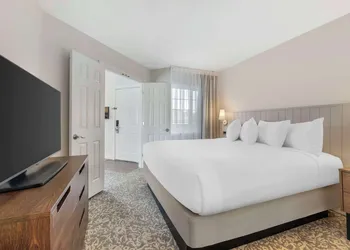 Sonesta ES Suites Dulles Airport hotel thumbnail 5
