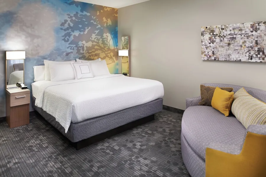 Courtyard by Marriott Cincinnati-Covington hotel detail image 6