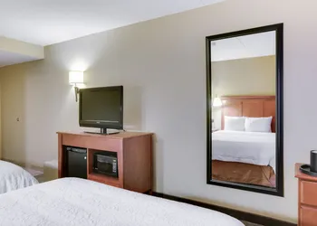 Pittsburgh Airport Inn and Suites hotel thumbnail 5