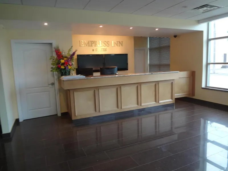 Empress Inn and Suites by The Falls hotel detail image 2
