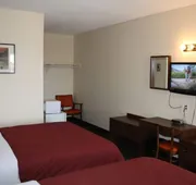 Empress Inn and Suites by The Falls hotel detail image 7