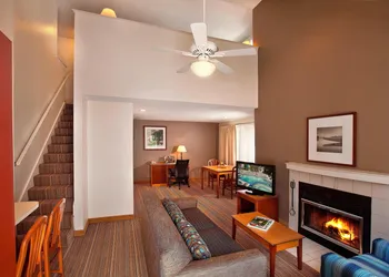Residence Inn by Marriott Lake Oswego hotel thumbnail 4