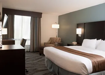 Holiday Inn Rock Island by IHG hotel thumbnail 2