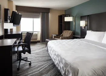 Holiday Inn Rock Island by IHG hotel thumbnail 6