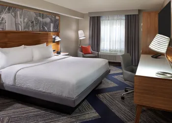 Four Points by Sheraton Vaughan hotel thumbnail 4