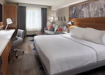 Four Points by Sheraton Vaughan hotel thumbnail 7
