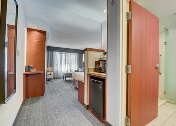 Courtyard by Marriott Cincinnati North at Union Centre hotel thumbnail 8