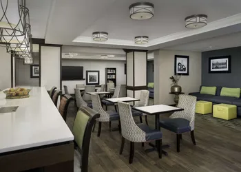 Hampton Inn Pittsburgh/Monroeville hotel thumbnail 3