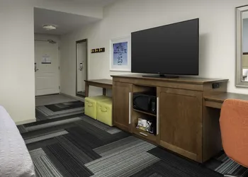 Hampton Inn Pittsburgh/Monroeville hotel thumbnail 6