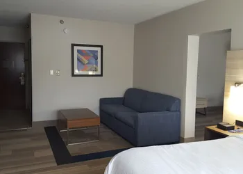 Holiday Inn Express Louisville Northeast by IHG hotel thumbnail 8