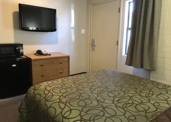 Mountain View Inn hotel thumbnail 3