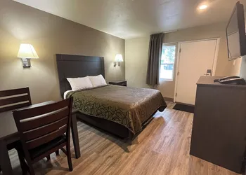Mountain View Inn hotel thumbnail 5