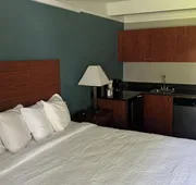 AmericInn by Wyndham Grand Rapids Airport North hotel detail image 4